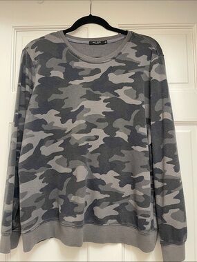 Max Jeans Gray Camo Crewneck Sweatshirt